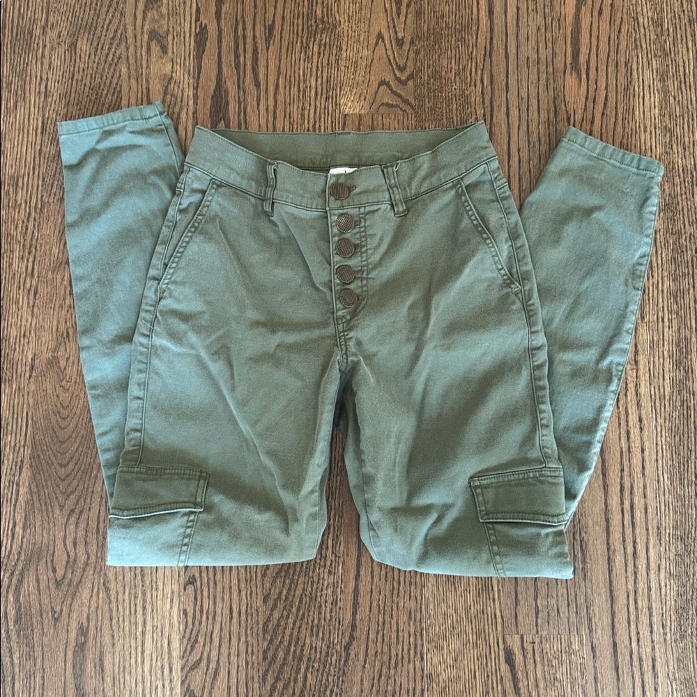 Cabi Cargo button fly Skinny Jean size 4 olive green style #5872